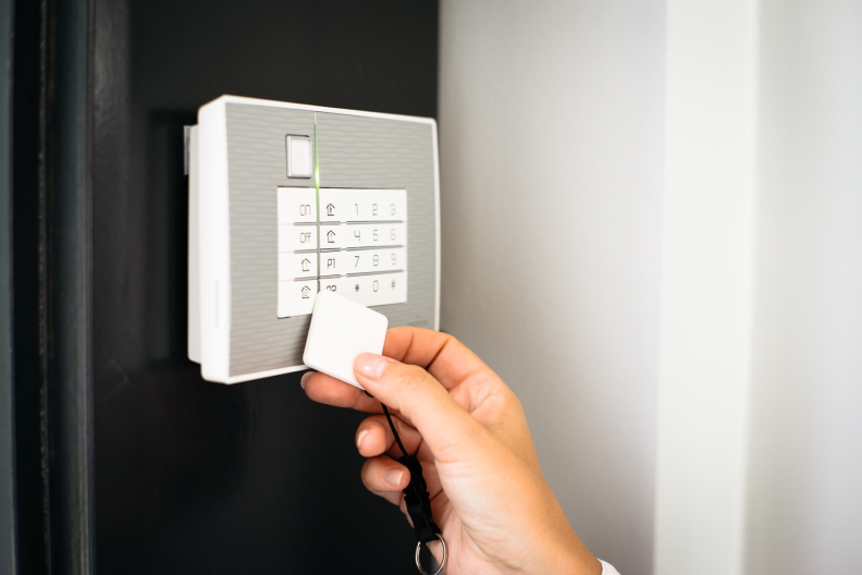 Alarmanlage Kaufen Unser Ratgeber 2020 Fur Haus Co Meinalarm24